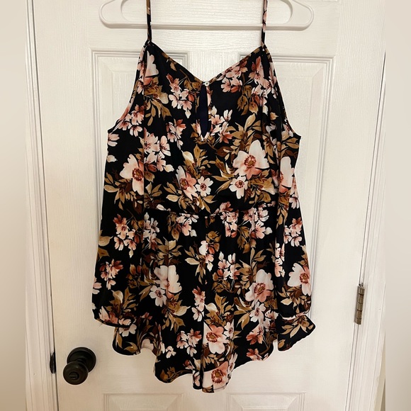 Floral Romper - Picture 4 of 4